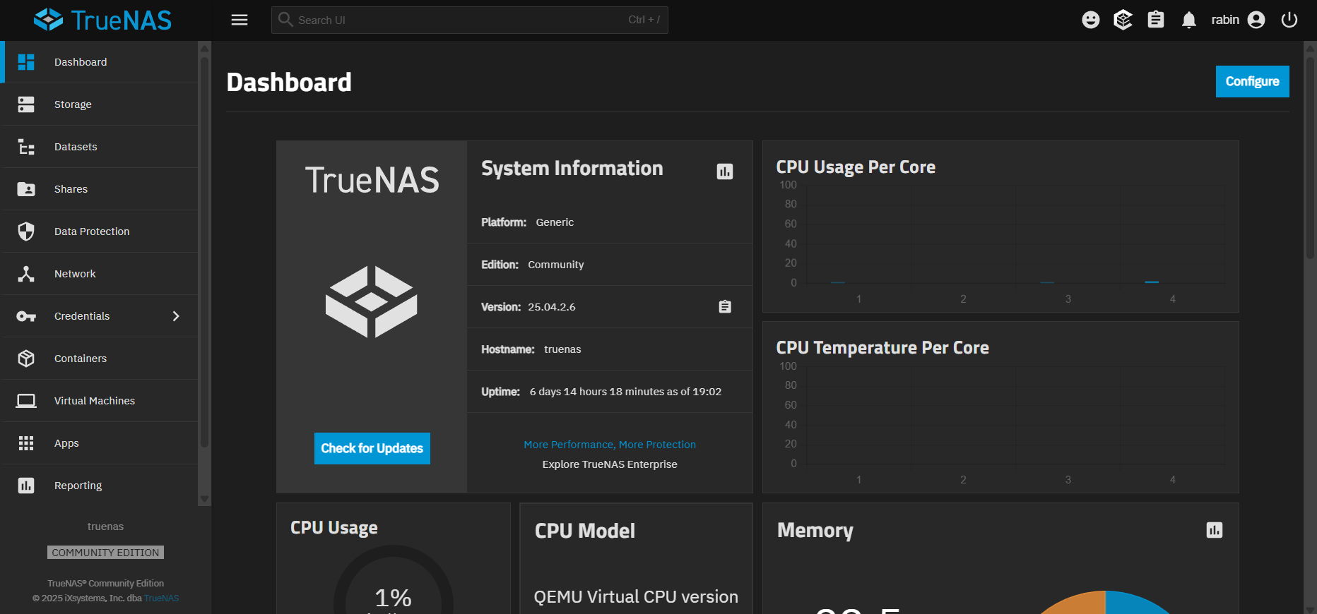 TrueNAS dashboard showing 1.7 TiB storage, 1% CPU usage